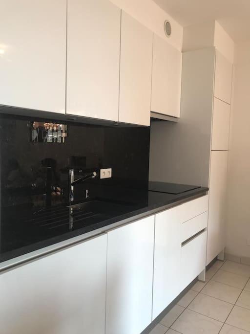 Terrasse De 30M2 Vue Mer Panoramique 1 Chambre Daire Cavalaire-sur-Mer Dış mekan fotoğraf