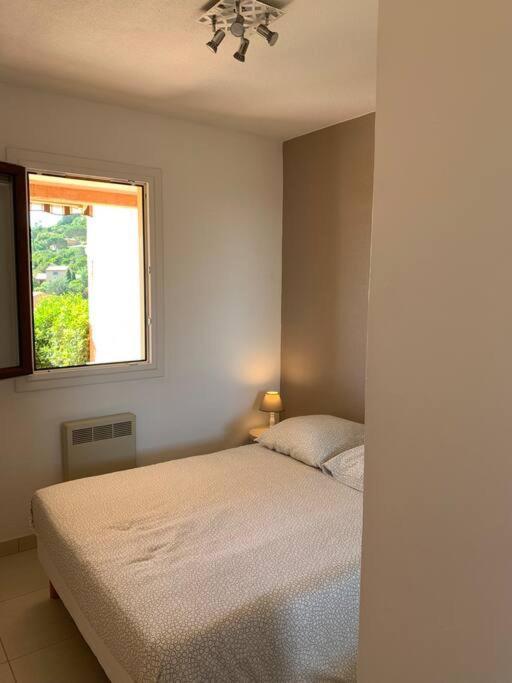 Terrasse De 30M2 Vue Mer Panoramique 1 Chambre Daire Cavalaire-sur-Mer Dış mekan fotoğraf